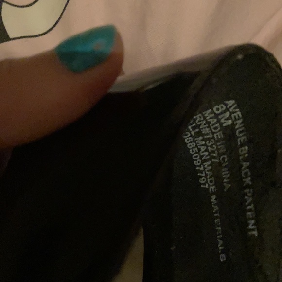 Apt. 9 - Size 8 Black High Heels - Picture 7 of 7